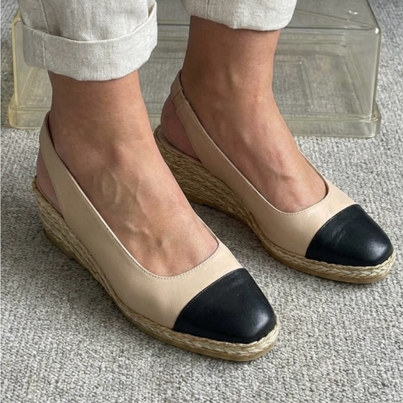 Cap Toe Andre Assous Beige & Black Espadrilles - Picture 4 of 7